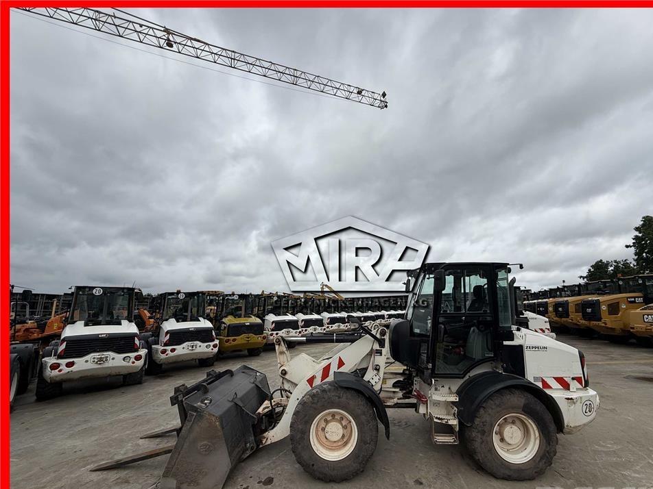 Incarcator frontal - CAT 908M