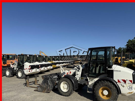 Incarcator frontal - CAT 908M