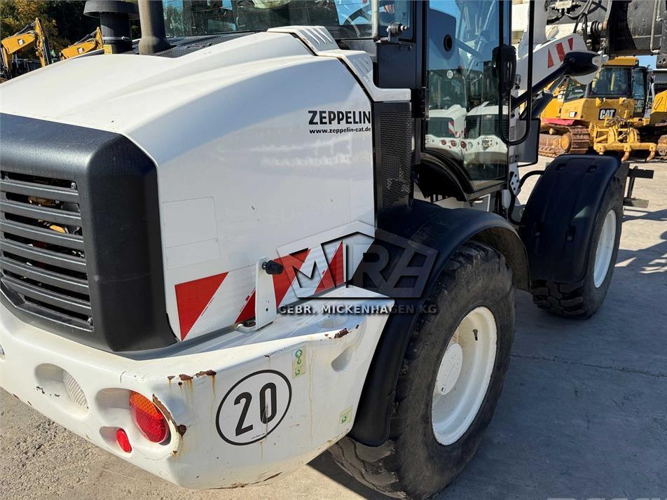 Incarcator frontal - CAT 908M