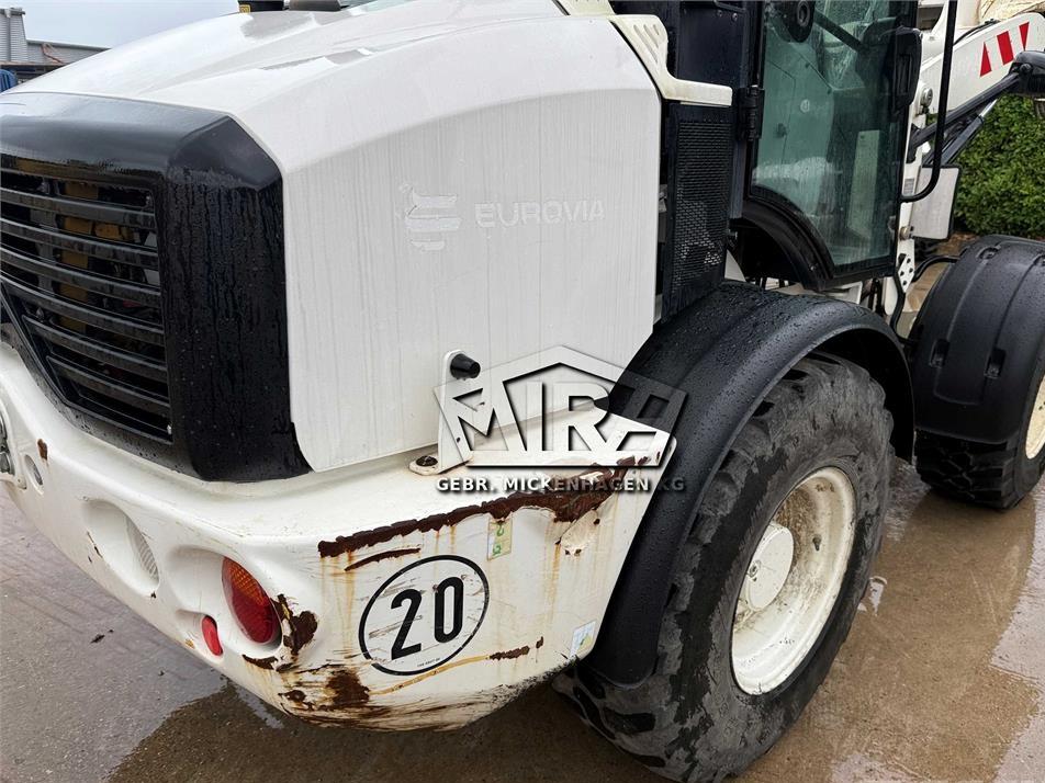 Incarcator frontal - CAT 908M