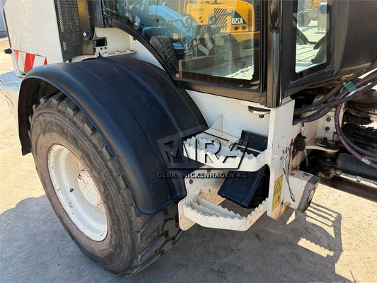 Incarcator frontal - CAT 908M