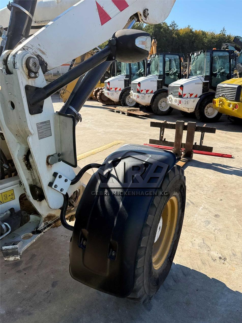 Incarcator frontal - CAT 908M