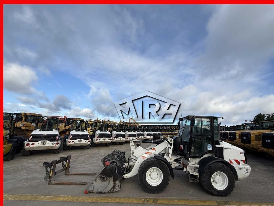 Incarcator frontal - CAT 908M