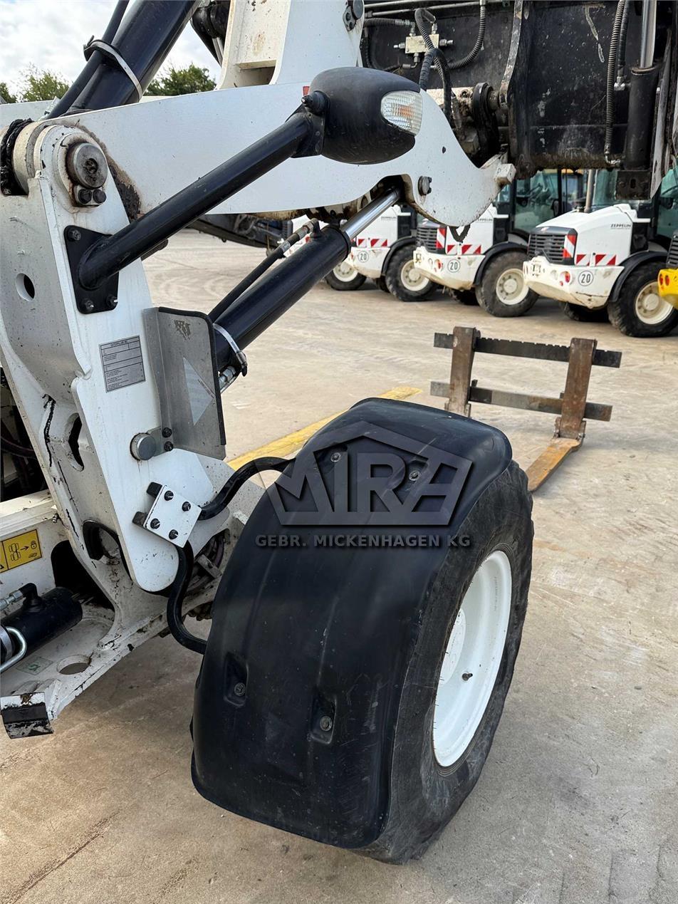 Incarcator frontal - CAT 908M