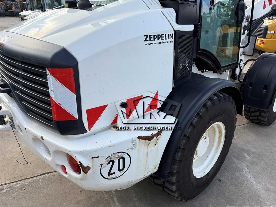 Incarcator frontal - CAT 908M