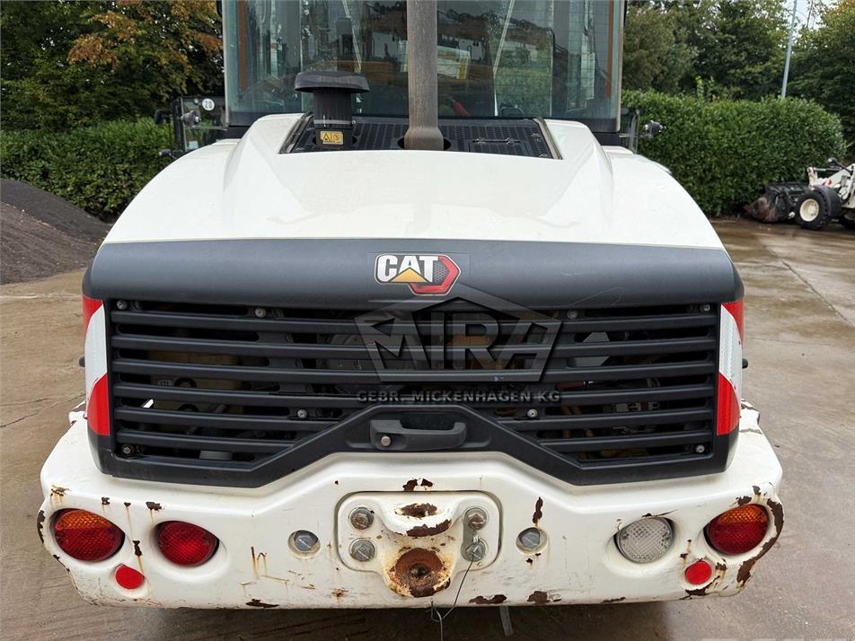 Incarcator frontal - CAT 908M