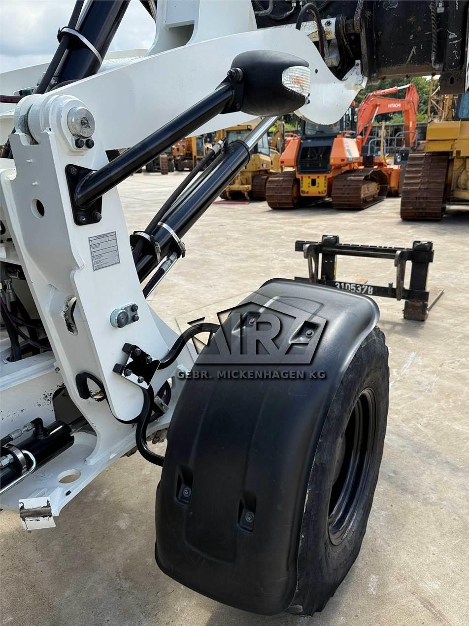 Incarcator frontal - CAT 908M