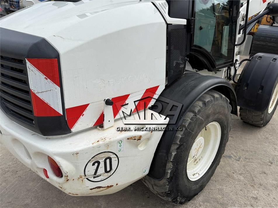 Incarcator frontal - CAT 908M