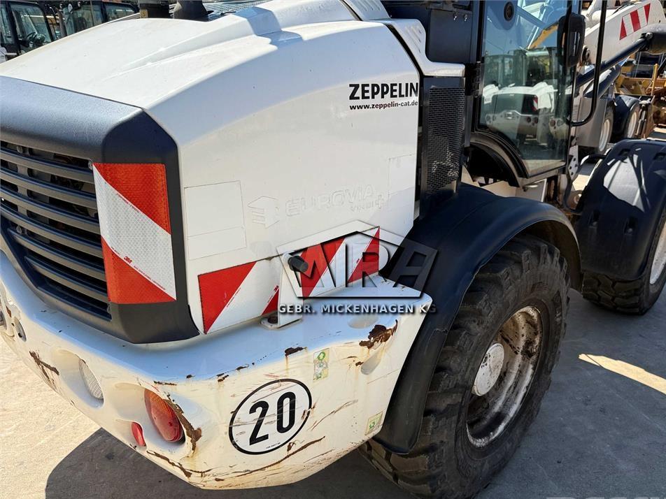 Incarcator frontal - CAT 908M