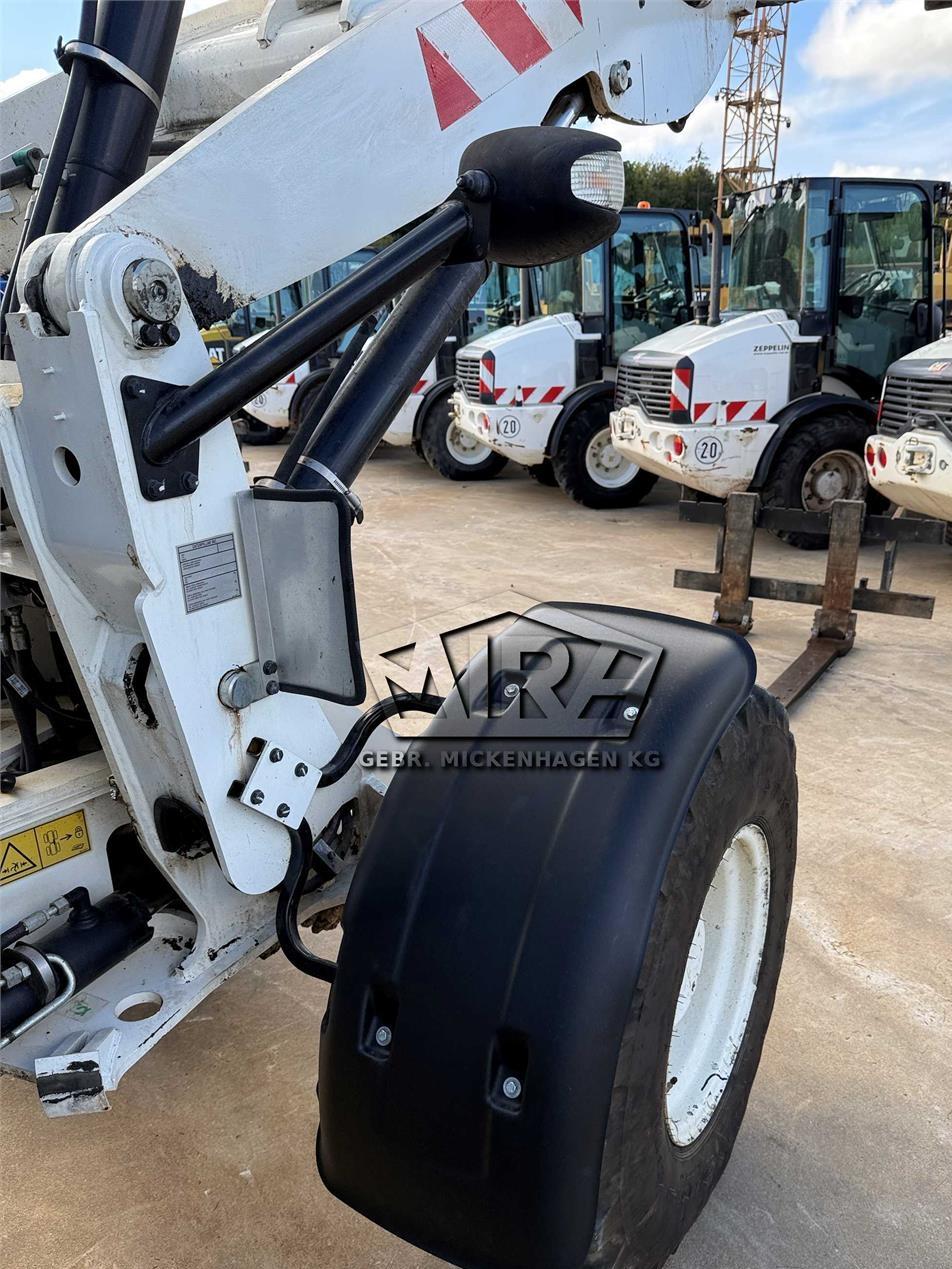 Incarcator frontal - CAT 908M