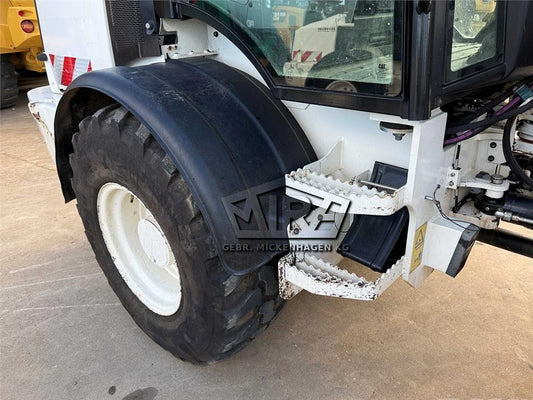 Incarcator frontal - CAT 908M