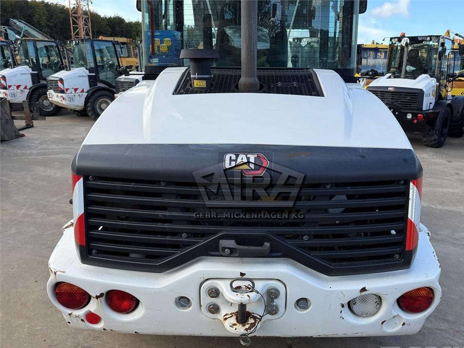 Incarcator frontal - CAT 908M