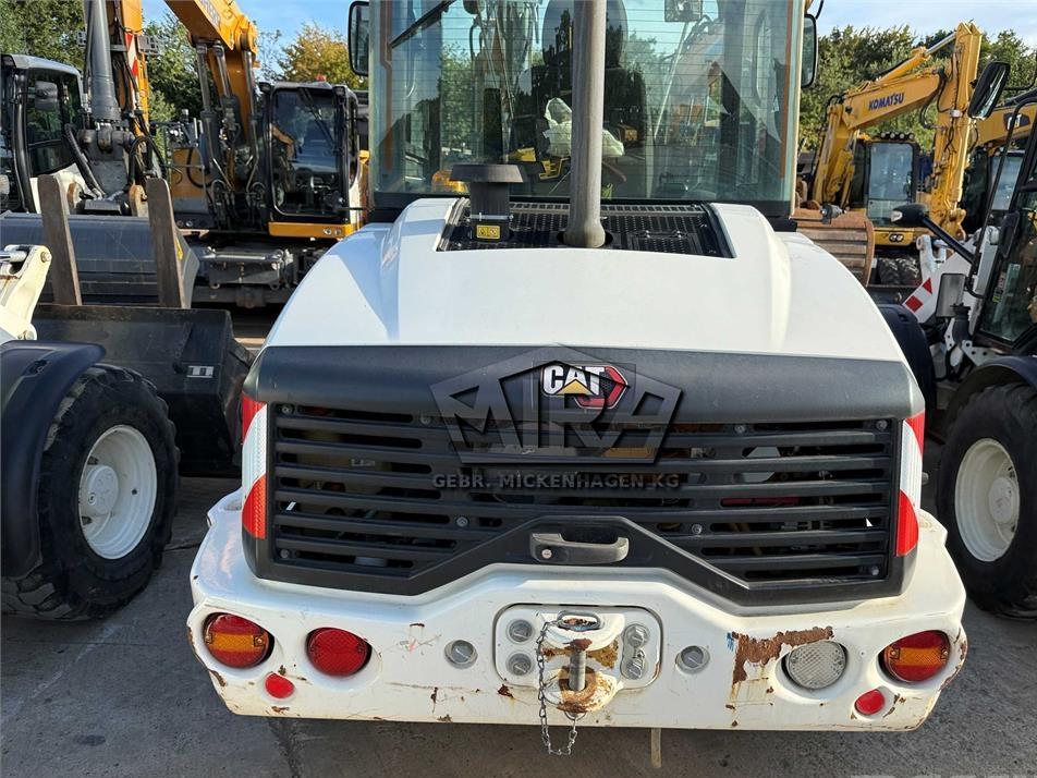 Incarcator frontal - CAT 908M