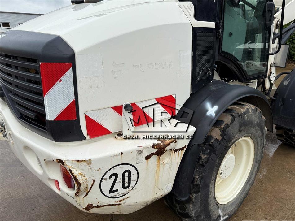 Incarcator frontal - CAT 908M