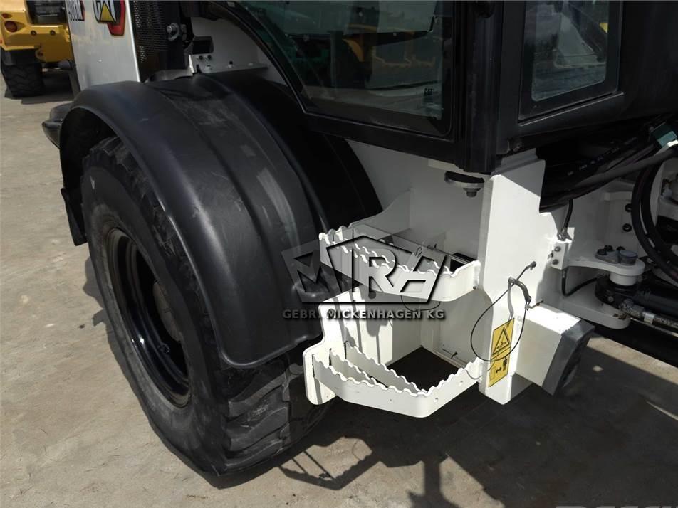 Incarcator frontal - CAT 908M