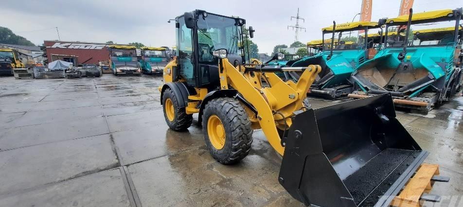 Incarcator frontal - CAT 908M