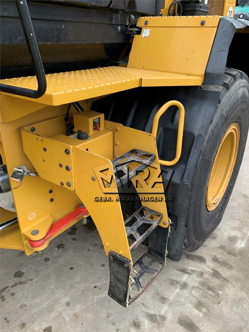 Incarcator frontal - CAT 930M