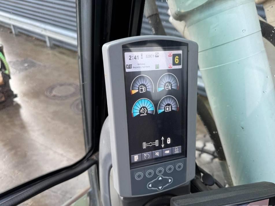 Excavator pe roti - CAT M315D