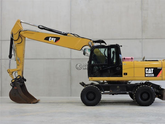 Excavator pe roti - CAT M322D