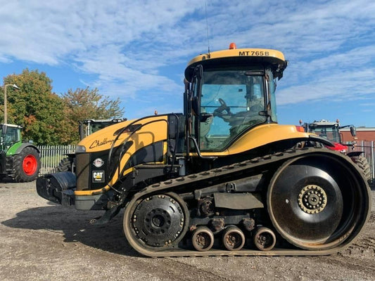Tractor - Challenger MT 765 B