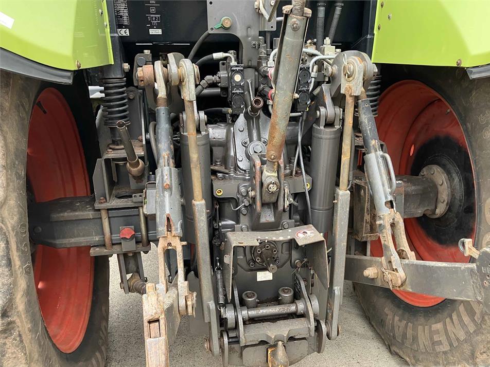 Tractor - Claas Arion 620C