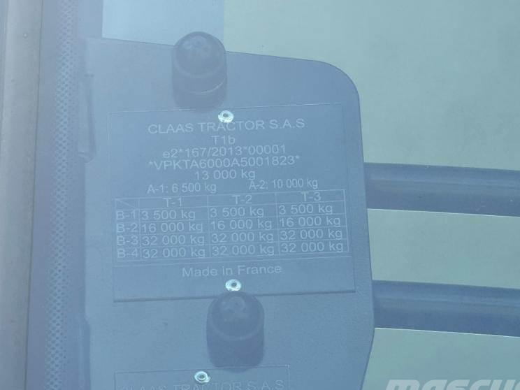 Tractor - Claas AXION 810