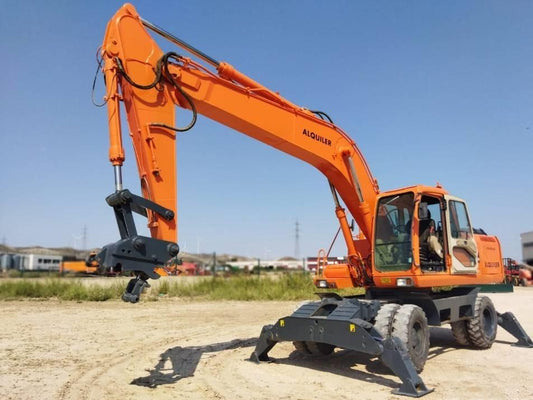 Excavator pe roti - Daewoo 210 W-V
