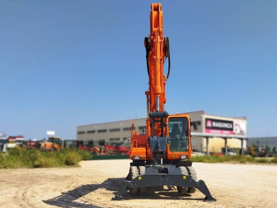 Excavator pe roti - Daewoo 210 W-V