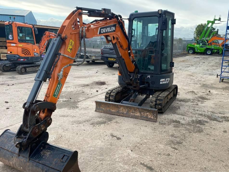 Miniexcavator - Develon DX 27 Z-7