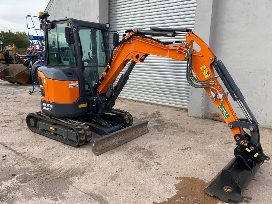 Miniexcavator - Develon DX 27 Z-7