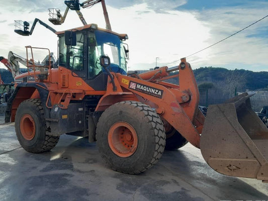 Incarcator frontal - Doosan DL 300