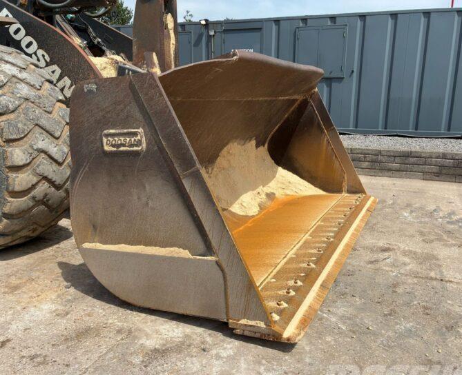 Incarcator frontal - Doosan DL420