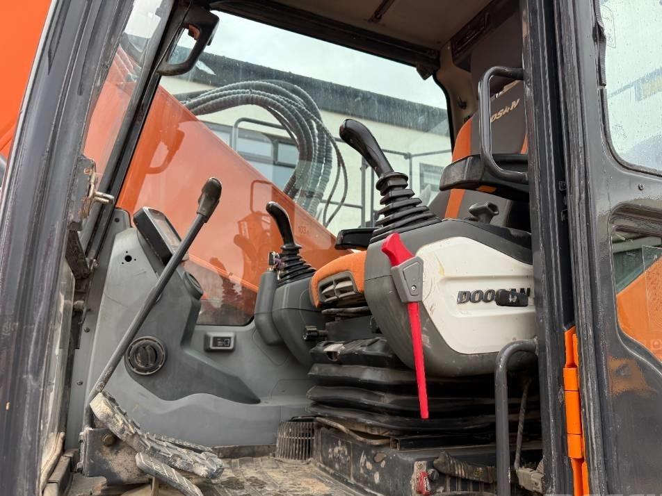 Excavator pe senile - Doosan DX 235 LCR-5