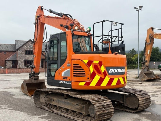 Excavator pe senile - Doosan DX140LCR-5