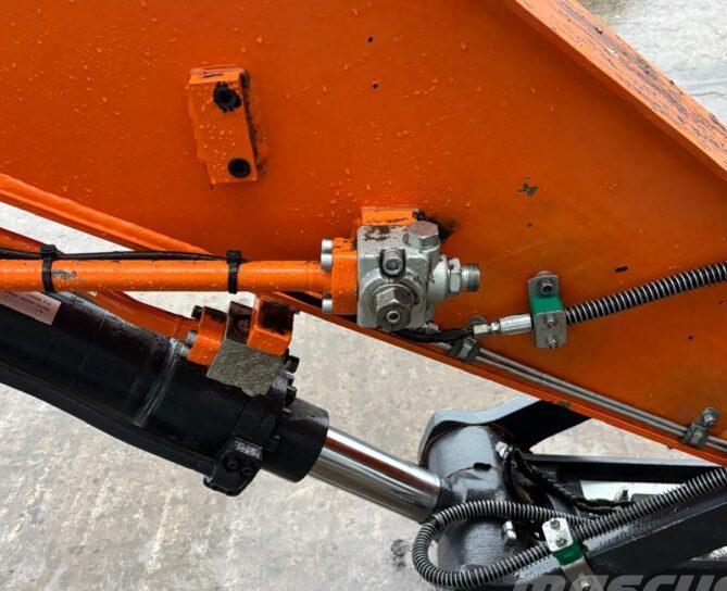 Excavator pe senile - Doosan DX140LCR