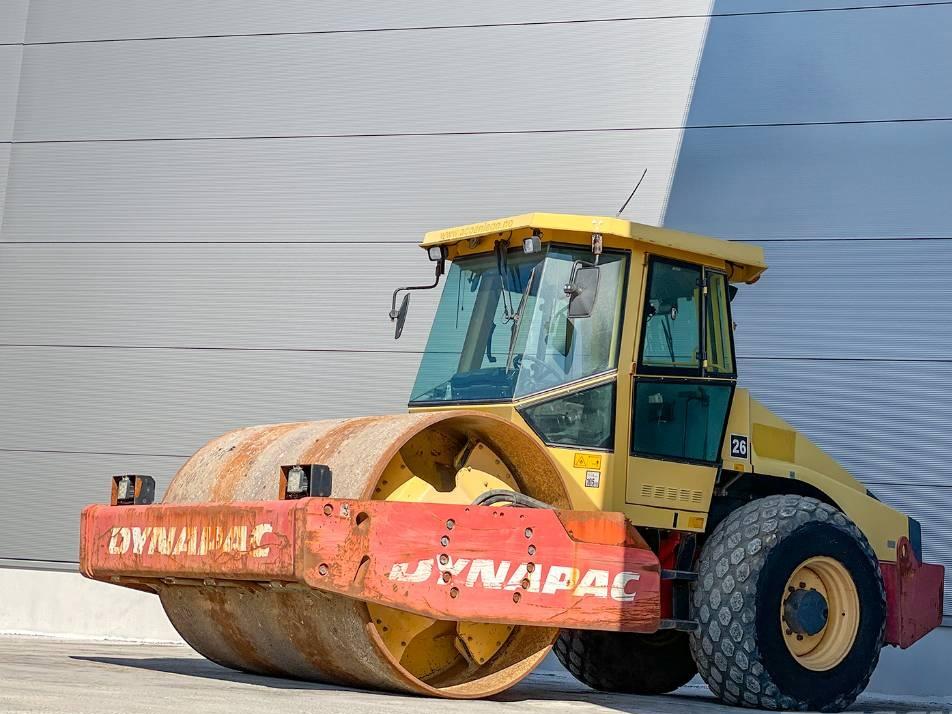 Cilindru terasier - Dynapac CA302D