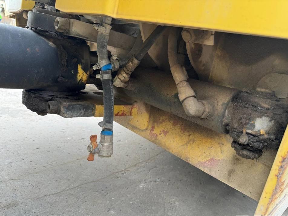 Cilindru lis - Dynapac CC1100