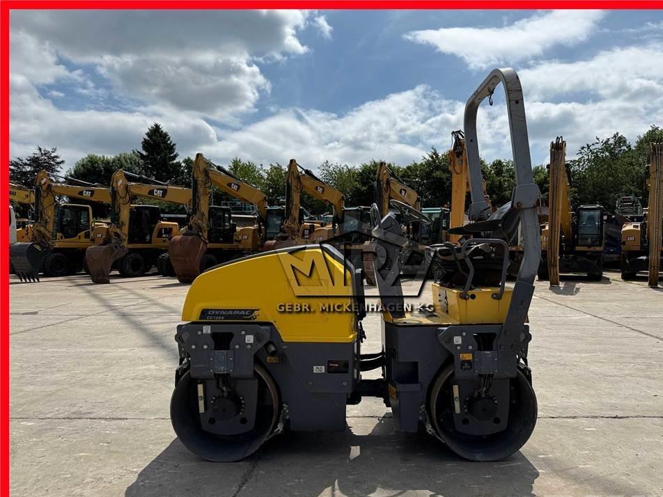 Cilindru lis - Dynapac CC1200