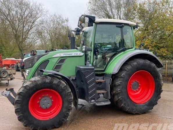 Tractor - Fendt 718