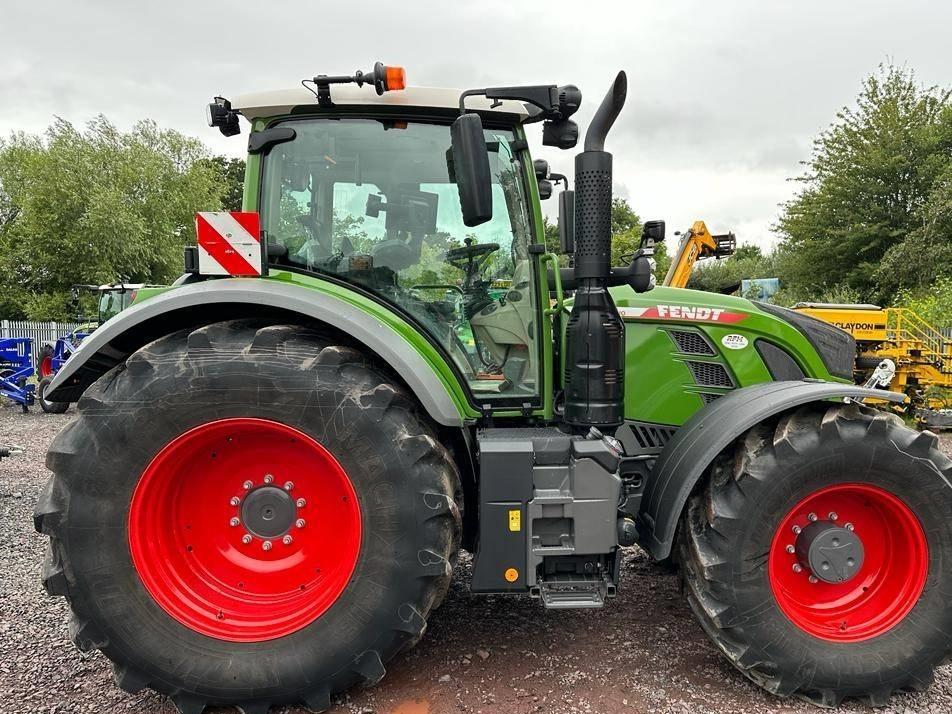 Tractor - Fendt 724 Profi Plus