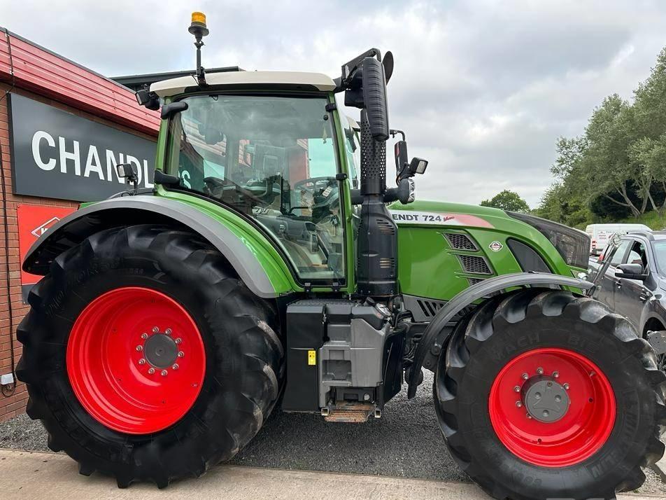 Tractor - Fendt 724 Vario Profi Plus