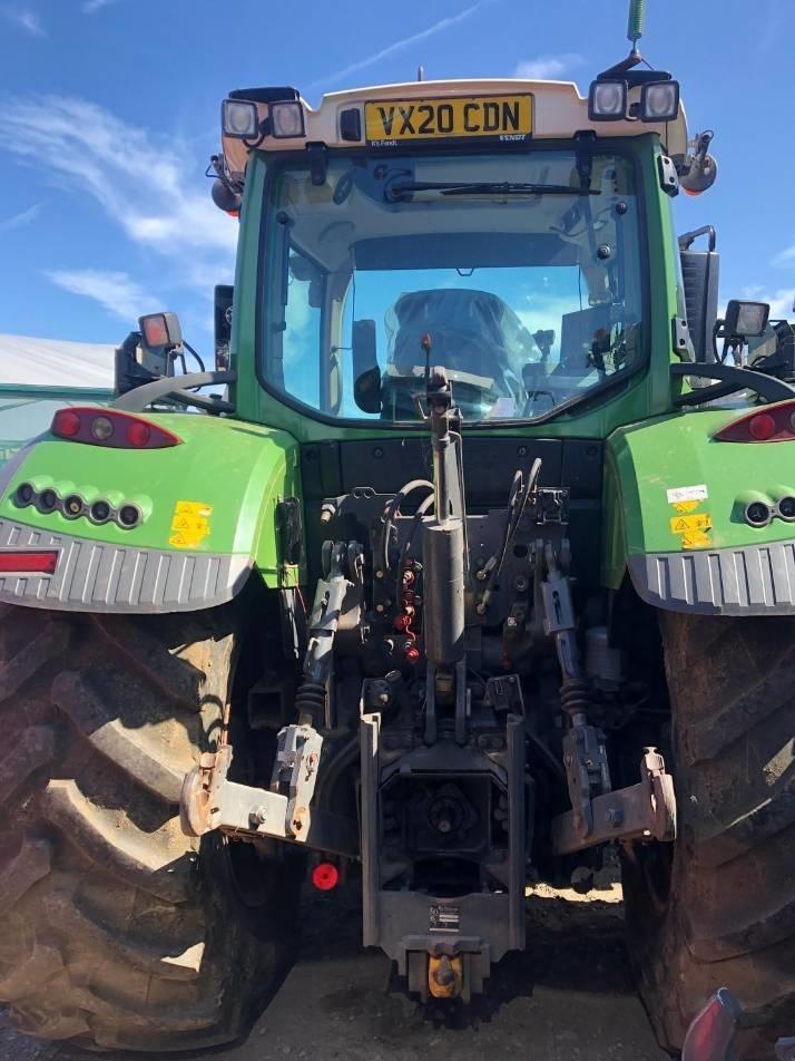 Tractor - Fendt 724 Vario S4
