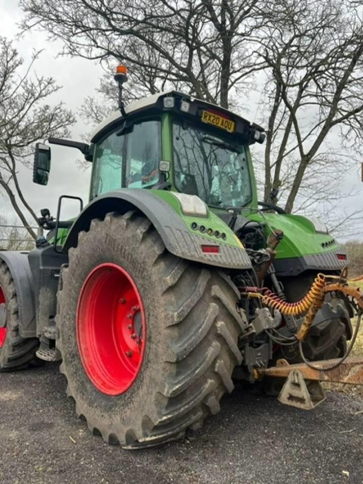 Tractor - Fendt 942