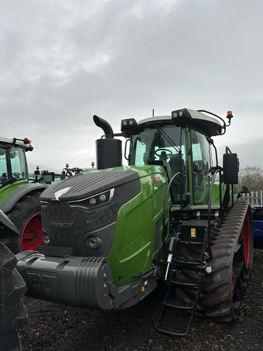 Tractor - Fendt 943 Vario MT