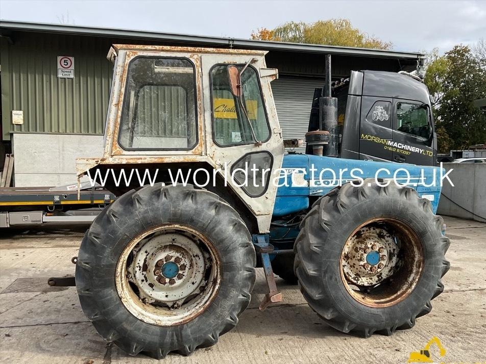 Tractor - Ford COUNTY 1164