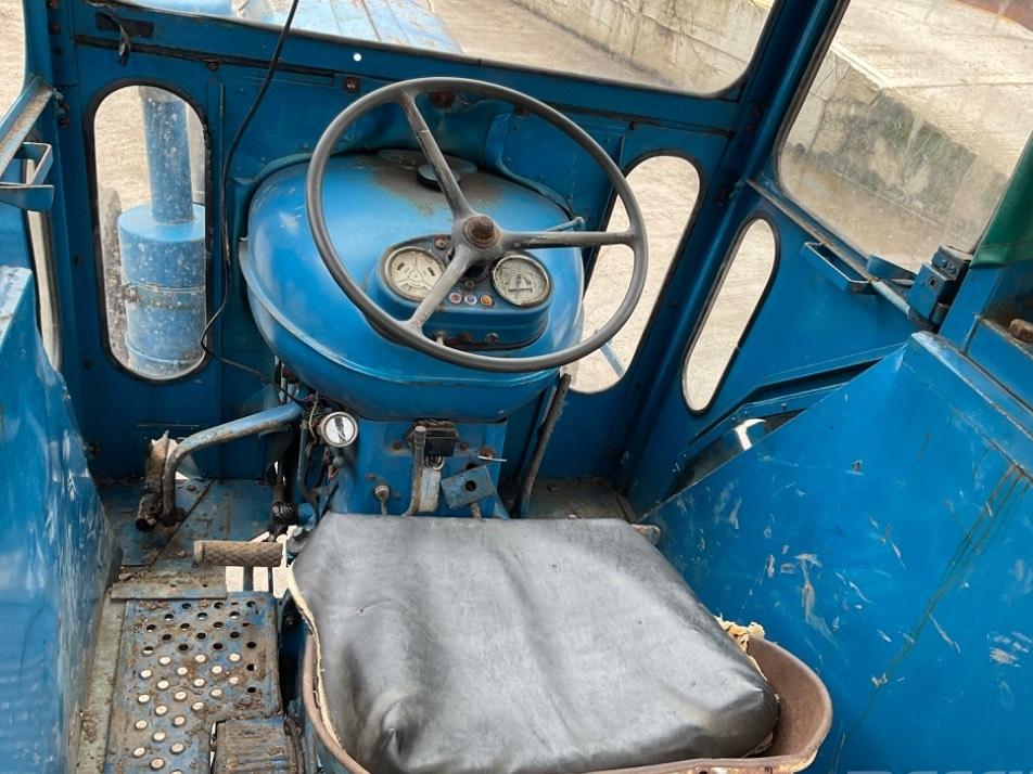 Tractor - Fordson Super Major