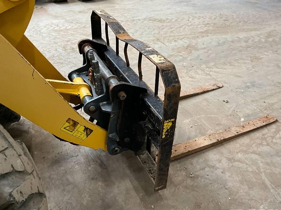 Incarcator frontal - Gehl AL 600