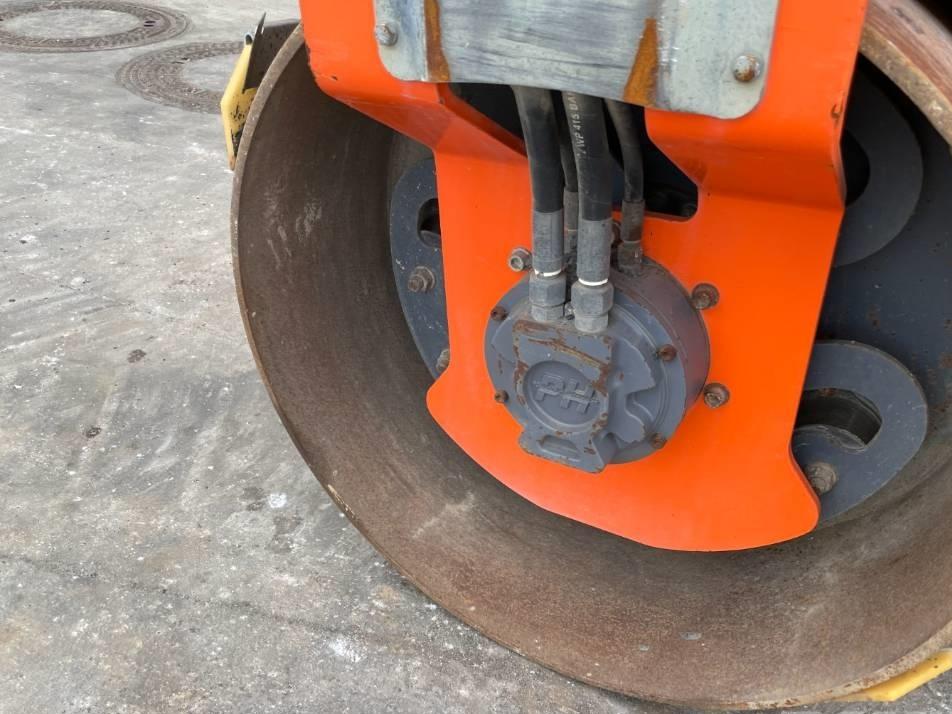 Cilindru lis - Hamm HD 12 VV