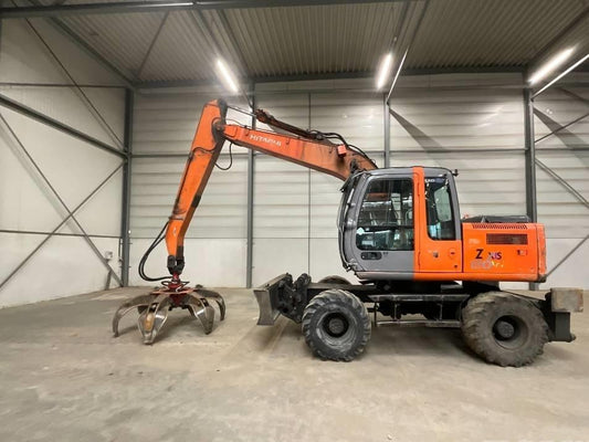 Excavator pe roti - Hitachi ZX 130 W