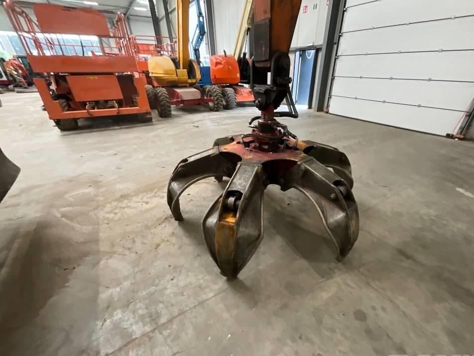 Excavator pe roti - Hitachi ZX 130 W